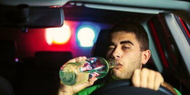 Drunk driver followed by police behind